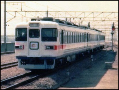 JRE-EC165-Shuttle-Maihama
