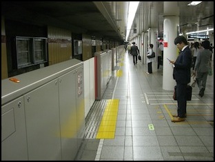 subway-gates-gray.jpg